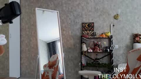 Molli online show from June 19, 10:41 am