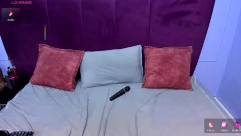 lolyyunno online show from December 19, 3:54 am