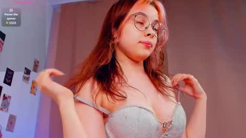 Lona online show from March 8, 2:04 am