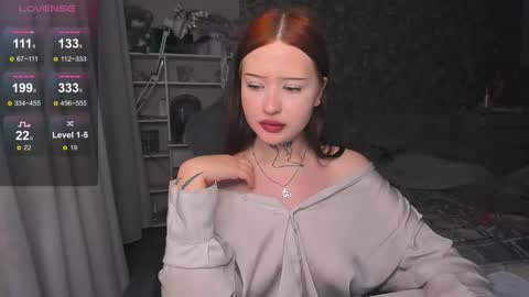 lona online show from November 30, 1:04 pm