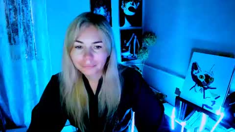 Lora online show from July 31, 2:56 am