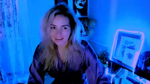 Lora online show from June 15, 2:34 am