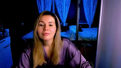 Lora online show from December 5, 2:55 am