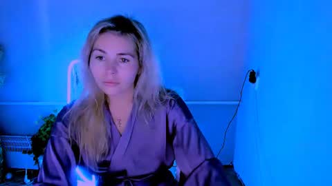 Lora online show from June 11, 2:22 am