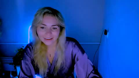 Lora online show from June 10, 2:55 am
