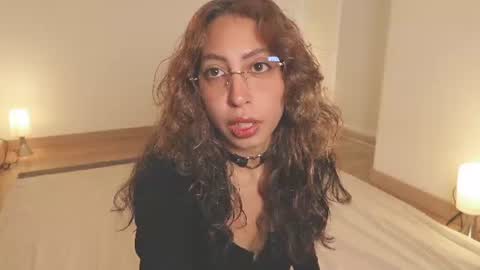Deborah Daz online show from June 19, 4:32 pm