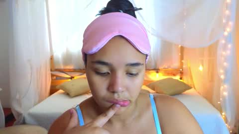 loreanis online show from November 2, 7:28 pm