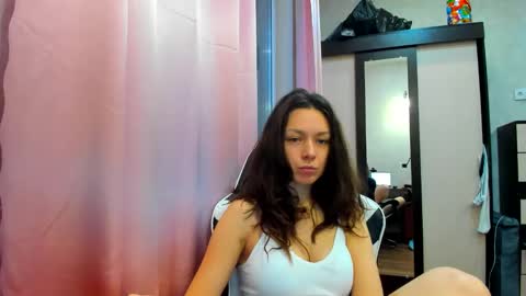 Snapshot of lorelea_cute chatting on January 13, 1:39 pm Lorelea cute online show from January 13, 1:39 pm