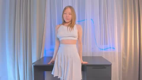 Lola   online show from December 15, 5:18 pm