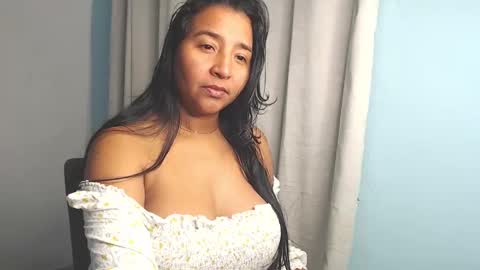 Loretta Gmez online show from November 16, 10:43 pm