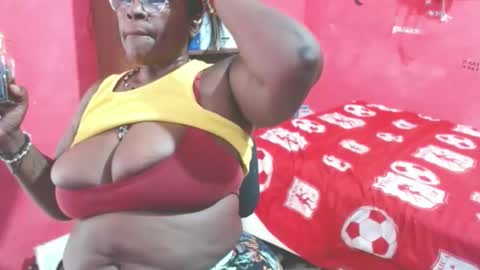 loretybighot online show from April 30, 7:19 pm