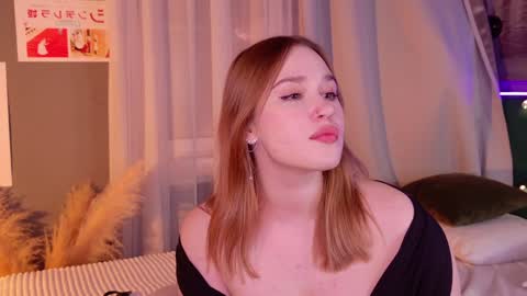 Lori online show from January 26, 8:02 pm