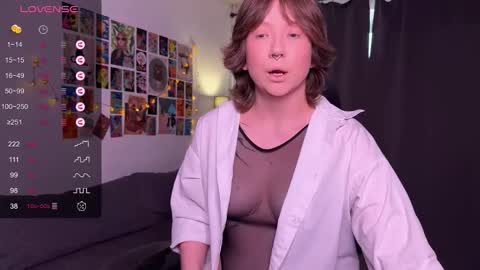 lorilorilorilori online show from March 15, 12:18 pm