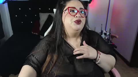 Snapshot of loriscohen3 chatting on January 21, 8:43 pm loriscohen3 online show from January 21, 8:43 pm