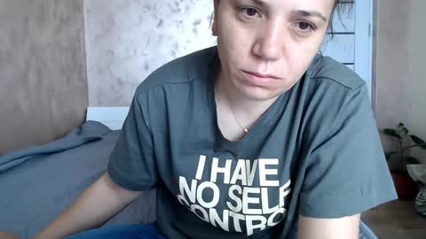 LorraGrey online show from April 27, 6:10 am