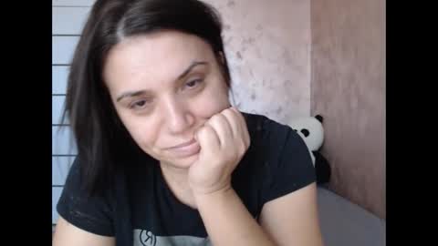 LorraGrey online show from October 31, 1:04 pm