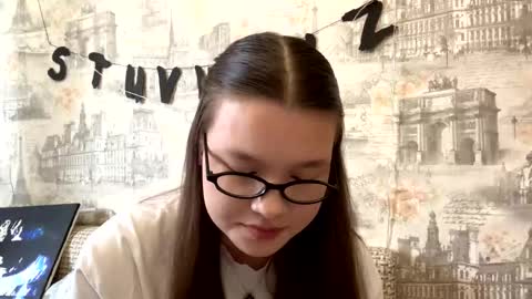 Thea online show from March 28, 8:36 am