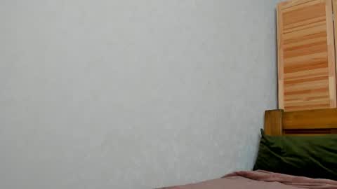 lost_moon online show from June 25, 12:40 pm