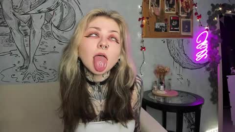 lostallice online show from January 7, 5:12 am