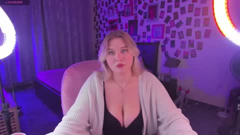 Loise online show from November 7, 9:20 pm