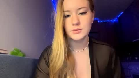 Megan online show from December 18, 8:13 pm