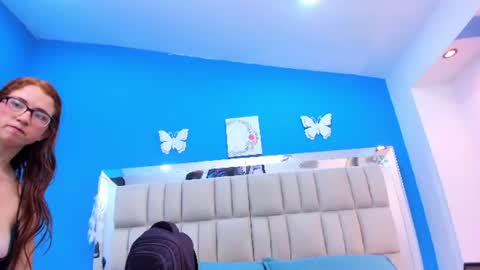 love_melany0 online show from June 13, 6:38 pm