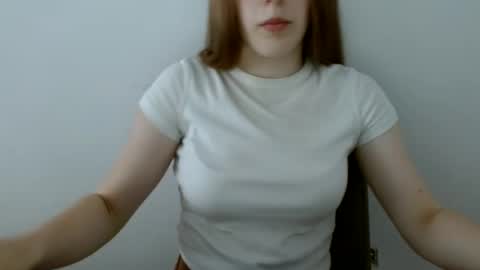 Vivian online show from July 2, 11:05 am