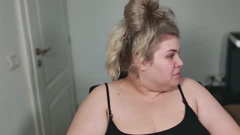 Ally online show from November 6, 3:51 pm