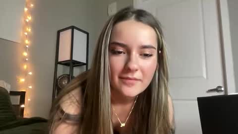 Olivia Rose online show from January 16, 5:03 am
