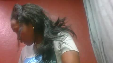 loveinlife750427 online show from September 11, 7:14 pm