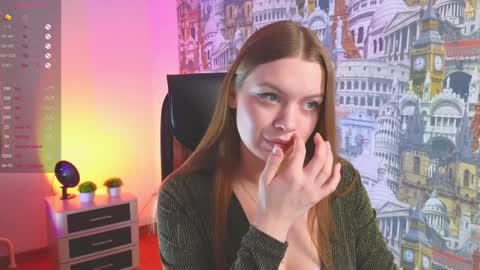 Snapshot of lovellalipss chatting on January 27, 11:32 am Laura online show from January 27, 11:32 am