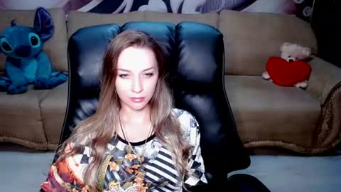 private open online show from August 2, 4:43 pm