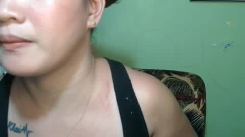 hearty2 Hey guys  Im Jess  online show from March 8, 3:43 am