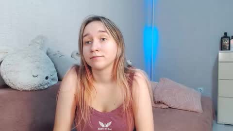 Lovely Hayley online show from December 21, 11:41 pm