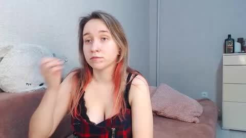 Lovely Hayley online show from March 8, 11:19 pm