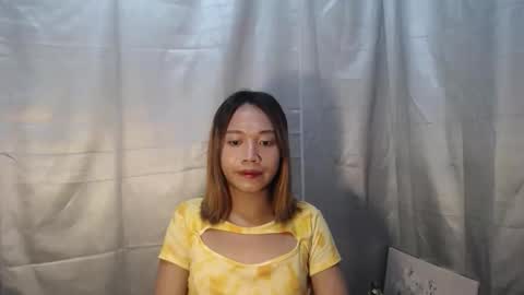 Snapshot of lovely_lianne chatting on October 3, 11:15 am lovely_lianne online show from October 3, 11:15 am