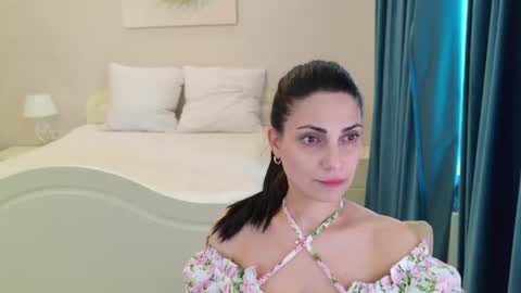 Beatrice online show from July 18, 12:18 pm