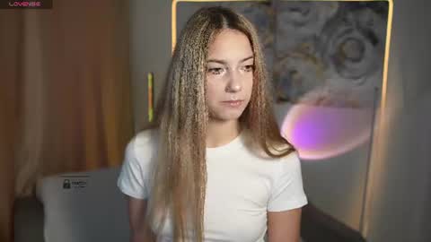 lovelygracee online show from July 22, 3:46 pm