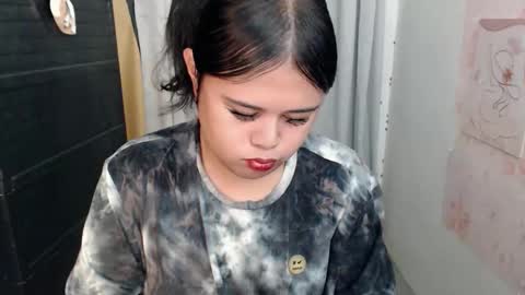 lovely online show from April 30, 1:00 am