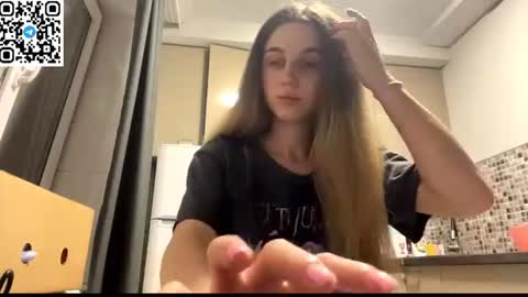 ELA online show from June 21, 6:56 pm