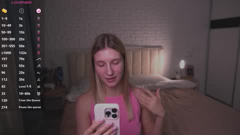 Anna online show from February 27, 7:35 pm