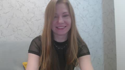 Snapshot of lovepeanutgirl chatting on February 3, 5:07 am Mary Love online show from February 3, 5:07 am