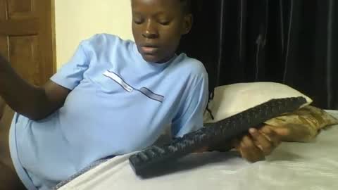 loveslut_ online show from February 23, 6:03 am