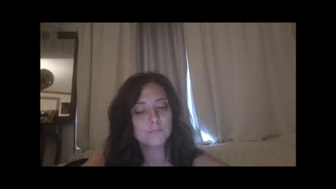 lovieelou online show from March 27, 10:10 pm