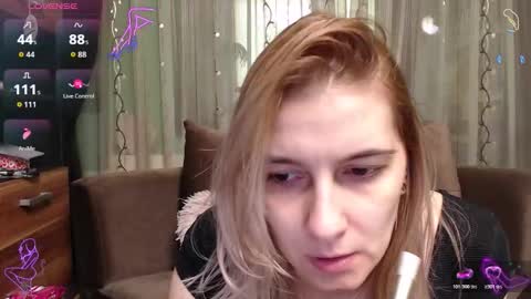 Antonia online show from November 24, 7:10 am