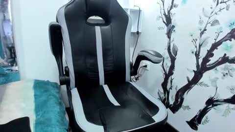  Katty  online show from October 23, 8:59 pm