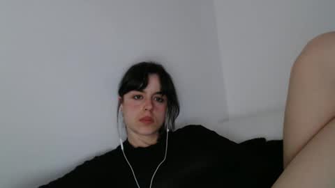 luana online show from May 2, 9:29 pm