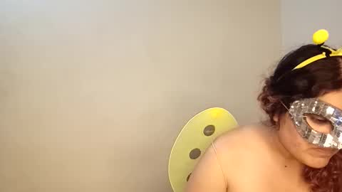 luanapowerful online show from November 10, 4:29 am