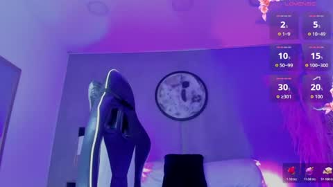 L U C C I A online show from July 24, 2:20 am