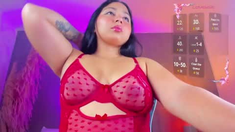 L U C C I A online show from May 2, 2:26 am